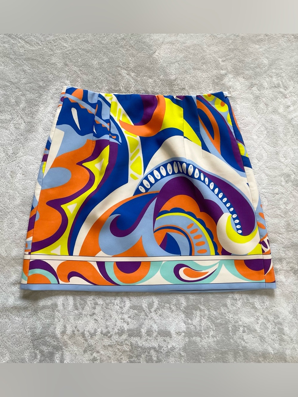 Zara- Women’s Medium- Retro Print Mini Skirt